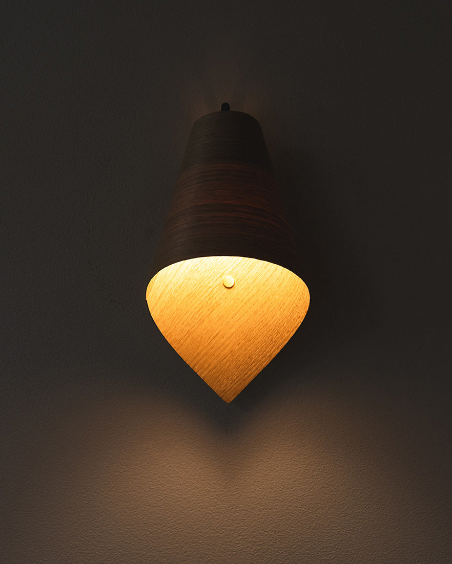 Keel Wall Light
