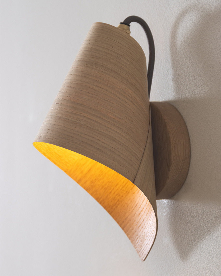 Keel Wall Light