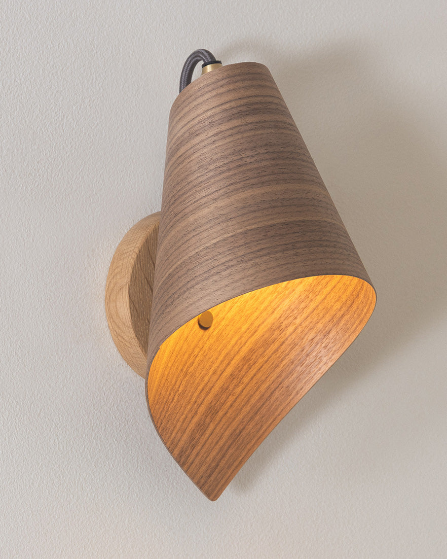Keel Wall Light