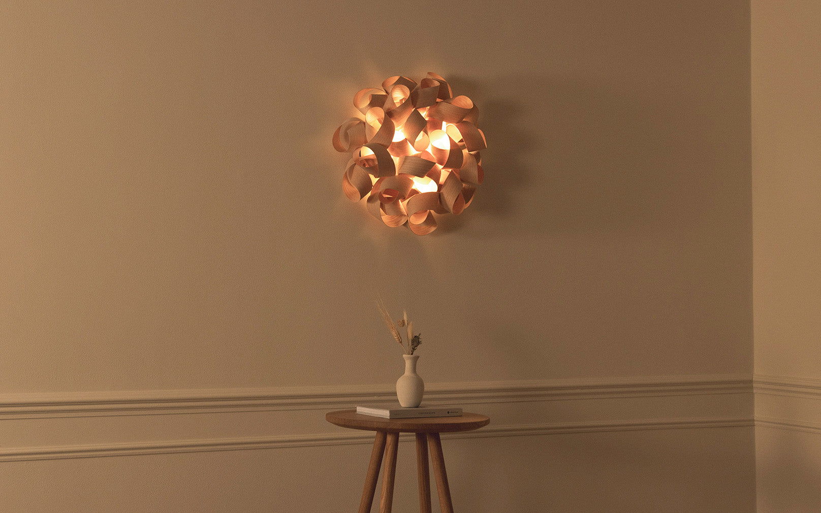 Shoal Wall Light