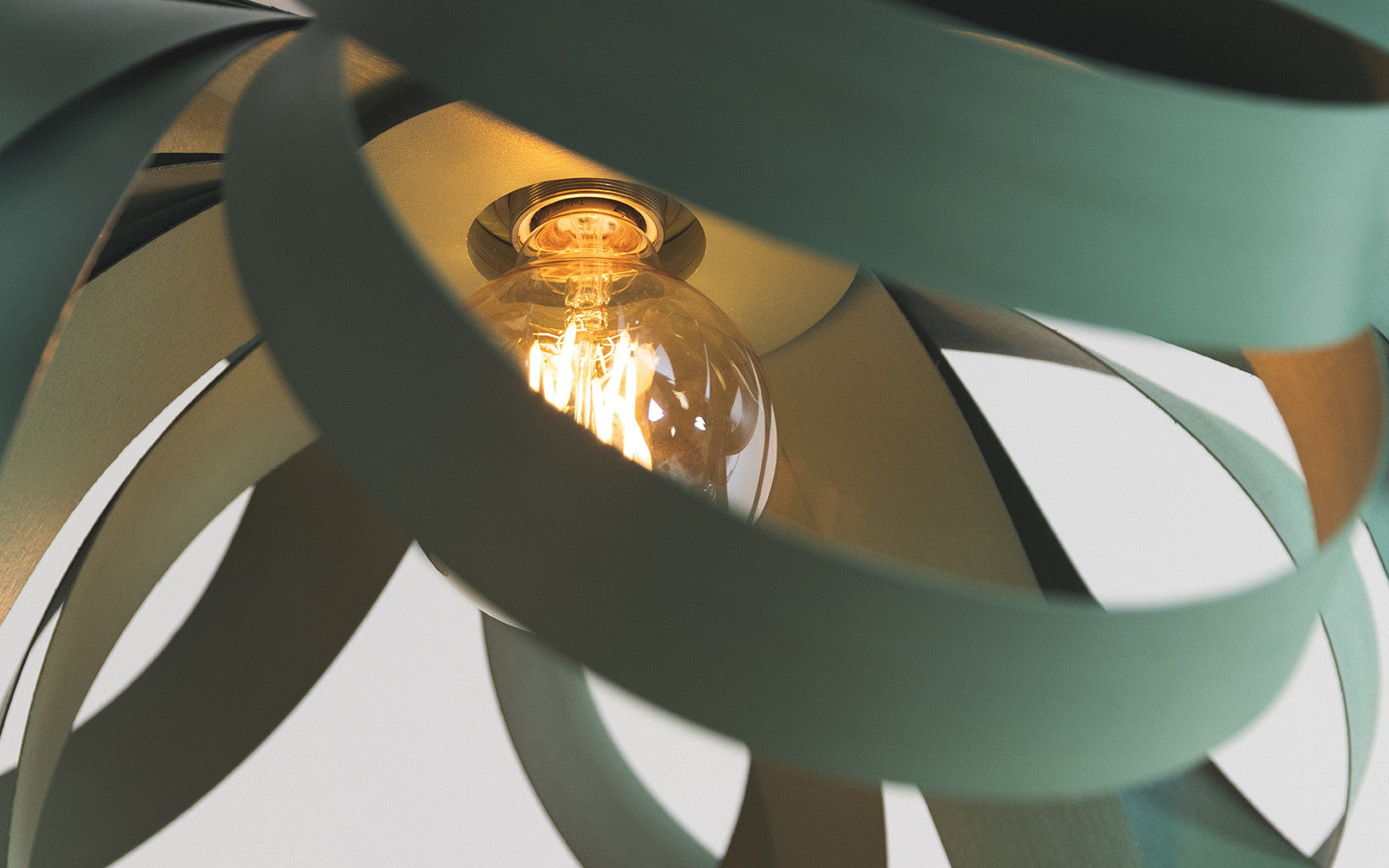 Cove Skipper Pendant