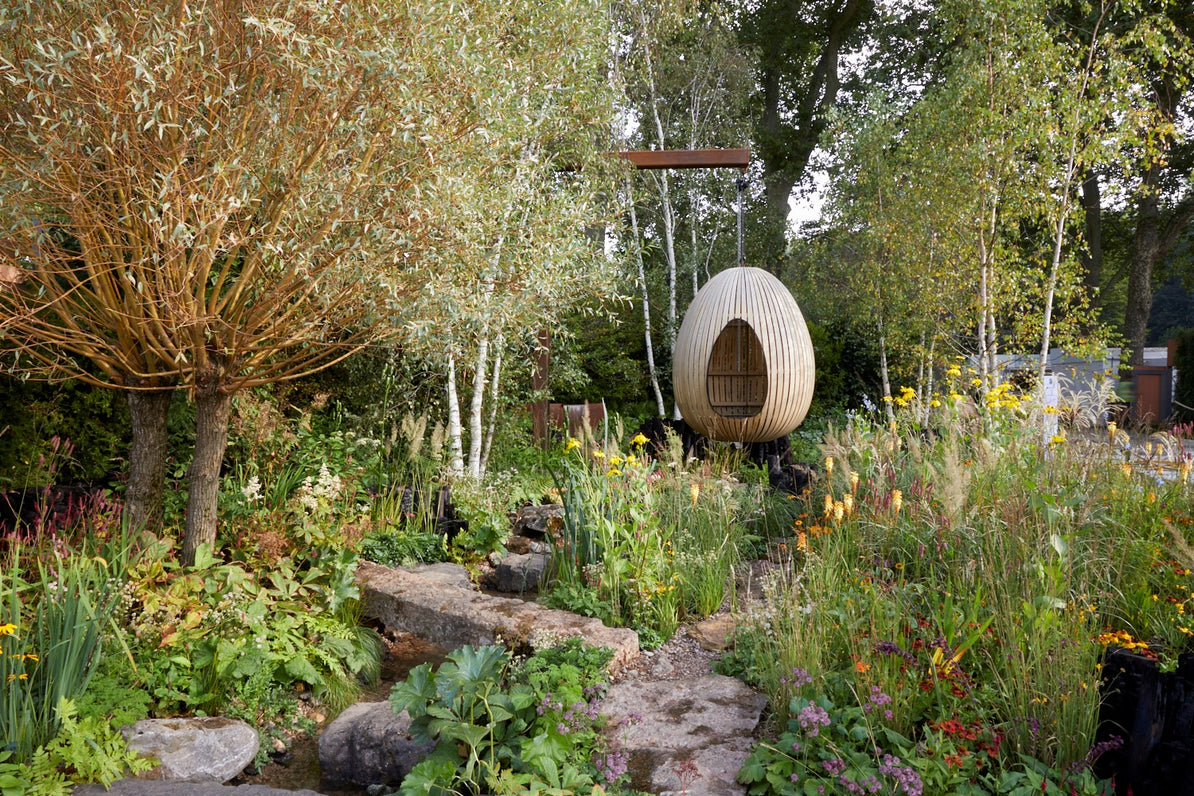 A Steam Bent Egg for Chelsea Flower Show 2021: Yeo x Tom Massey