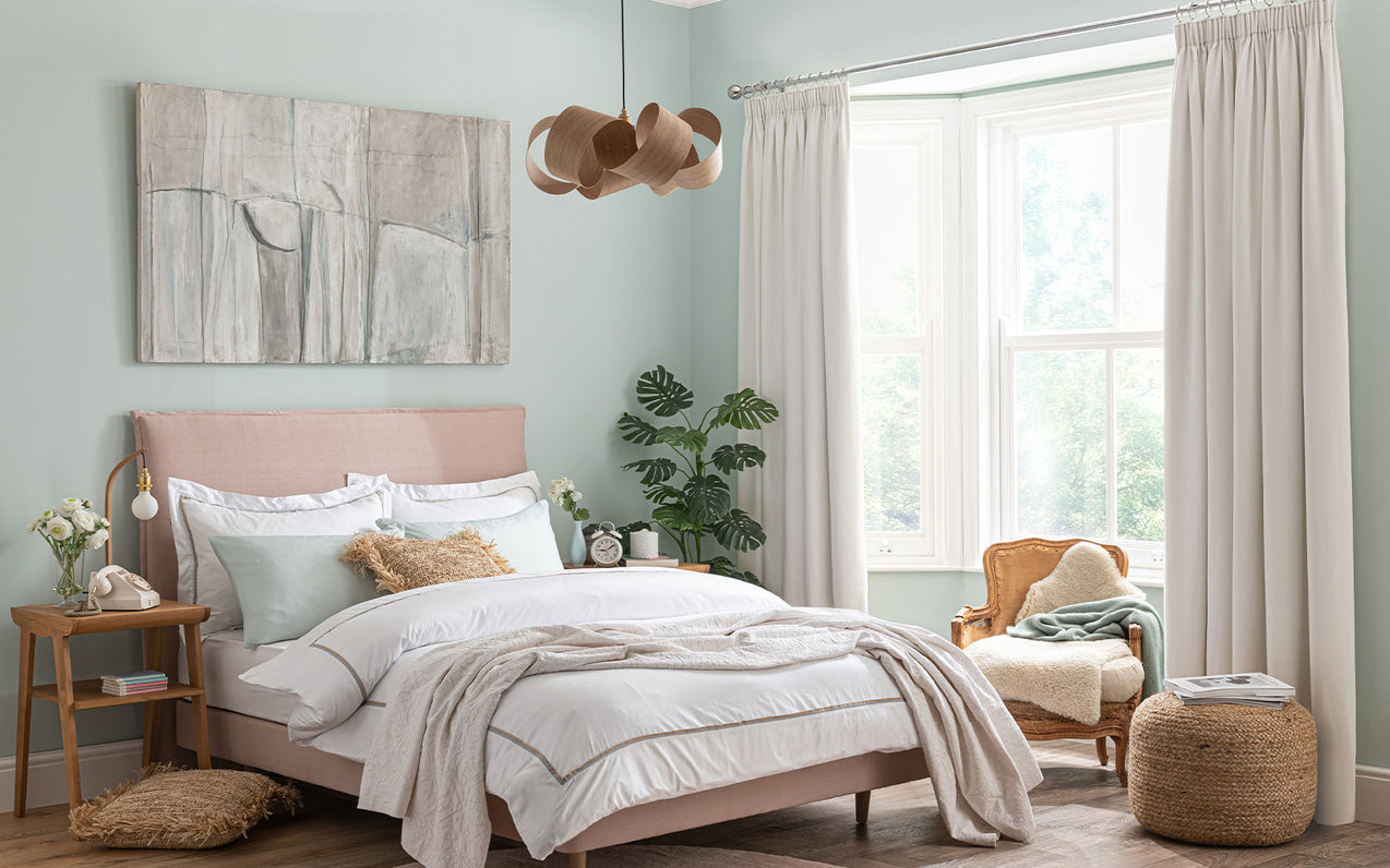 Ten with Tom: Edward Bulmer Paint