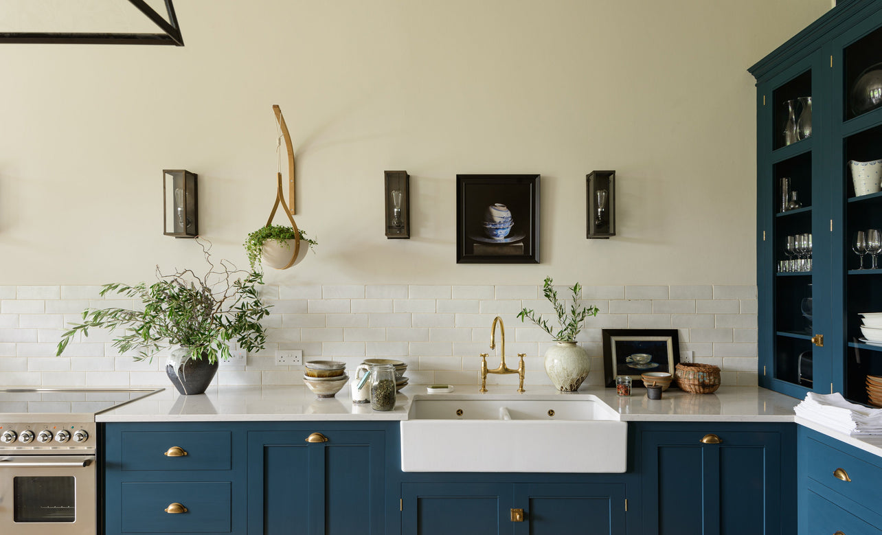 Tom Raffield DeVol Kitchen Feature