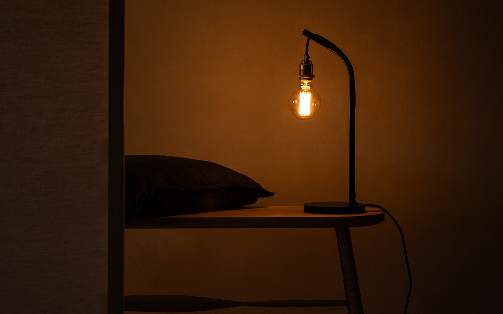 Noctis Mooring Table Light