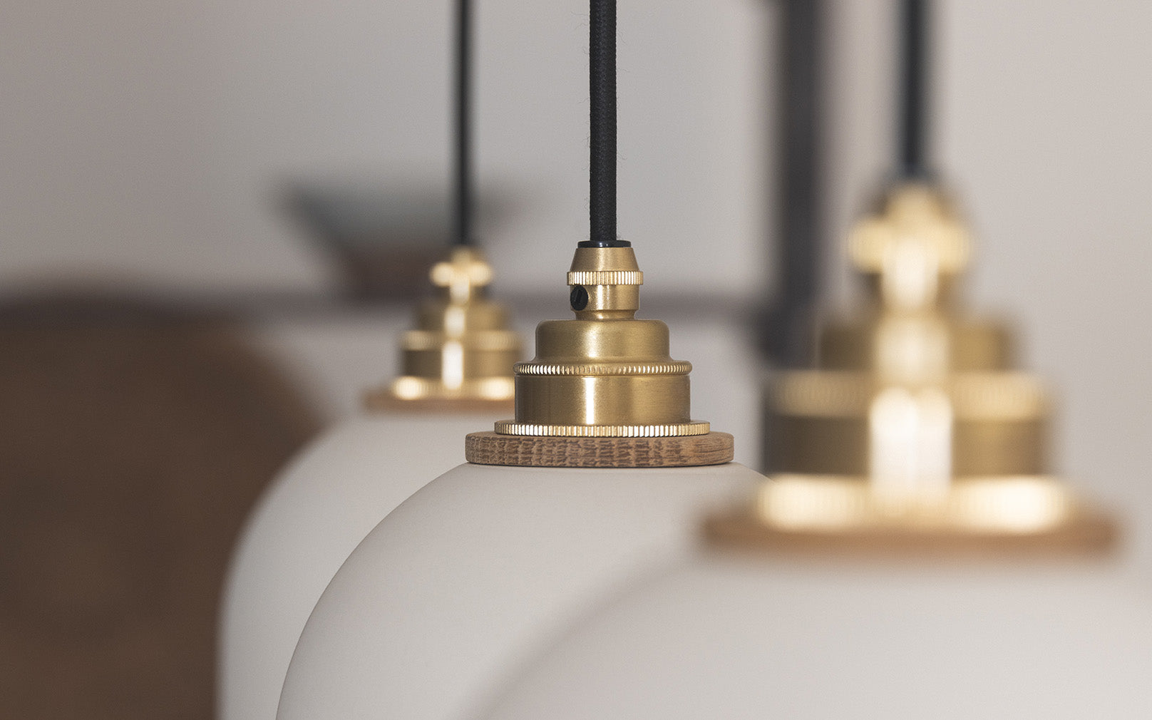 Bue - Linear Trio Light