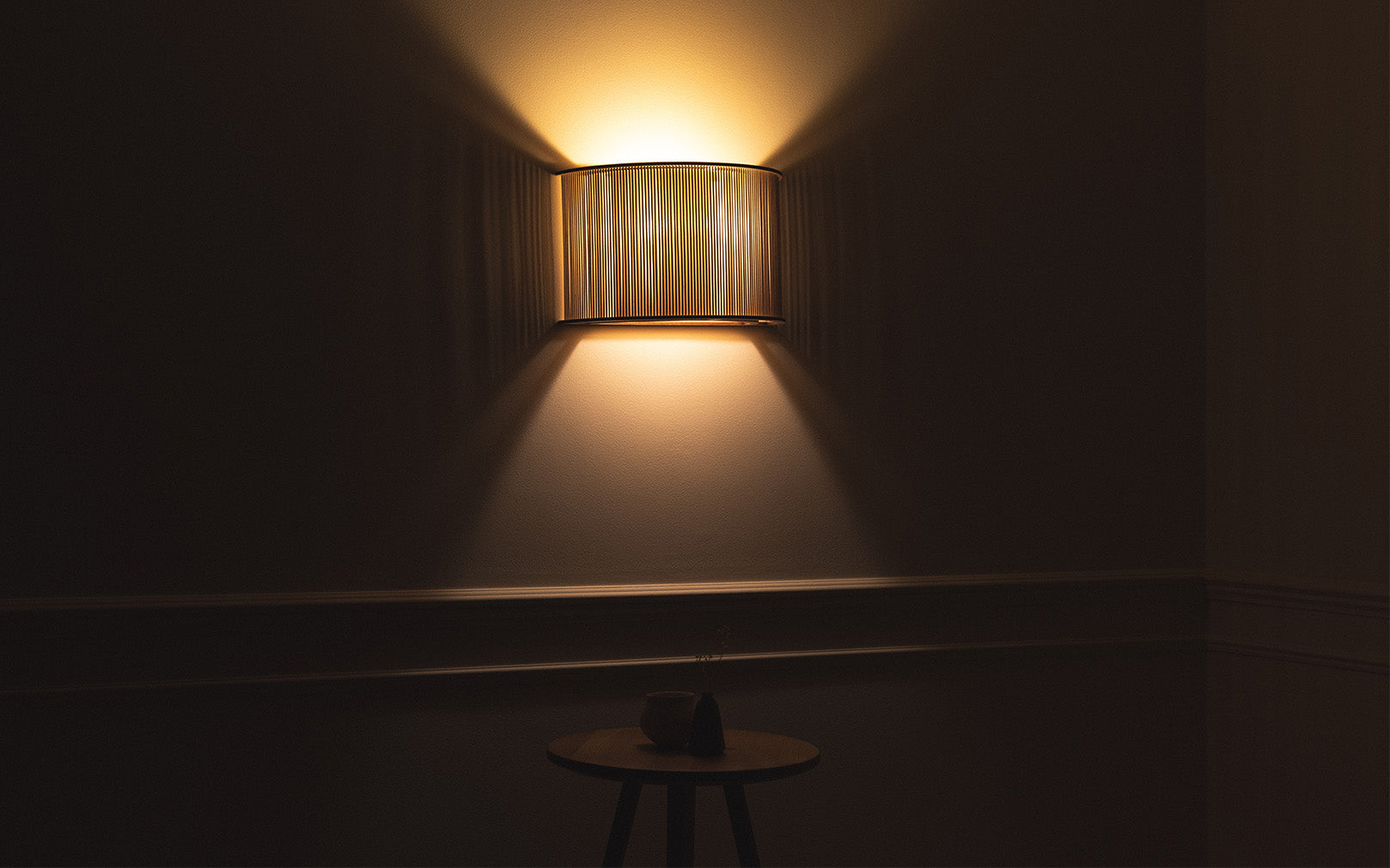 Eddy Wall Light