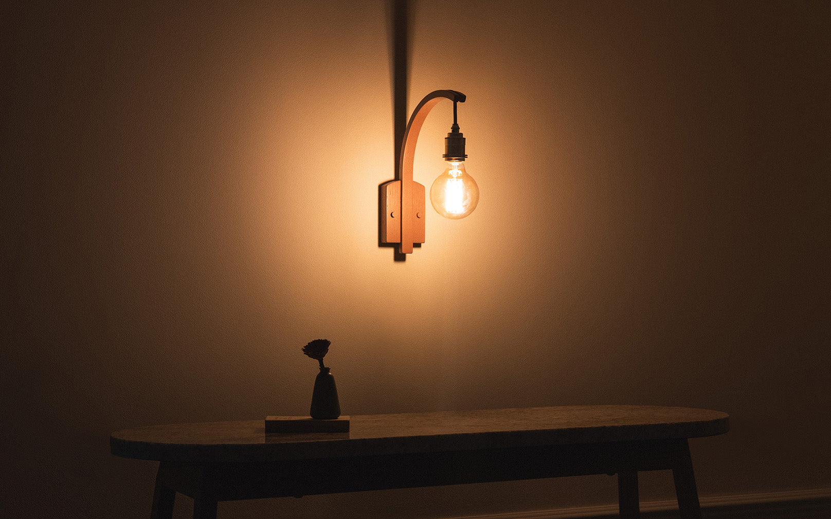 Cove Hanter Wall Light