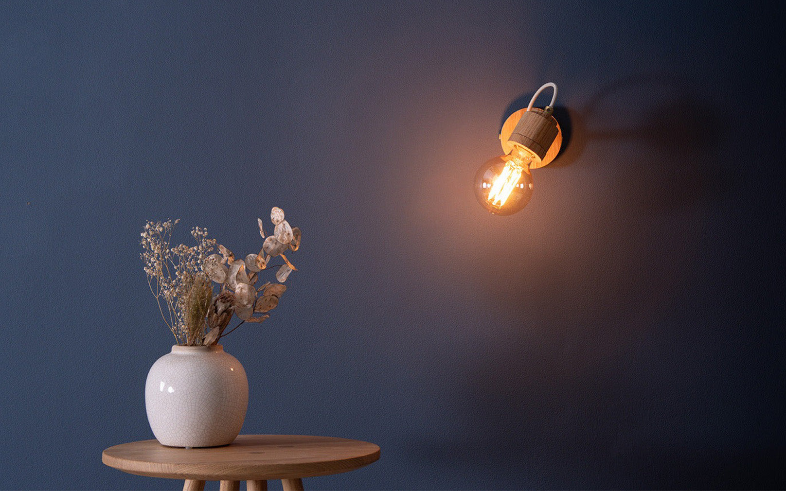 Elin Wall Light