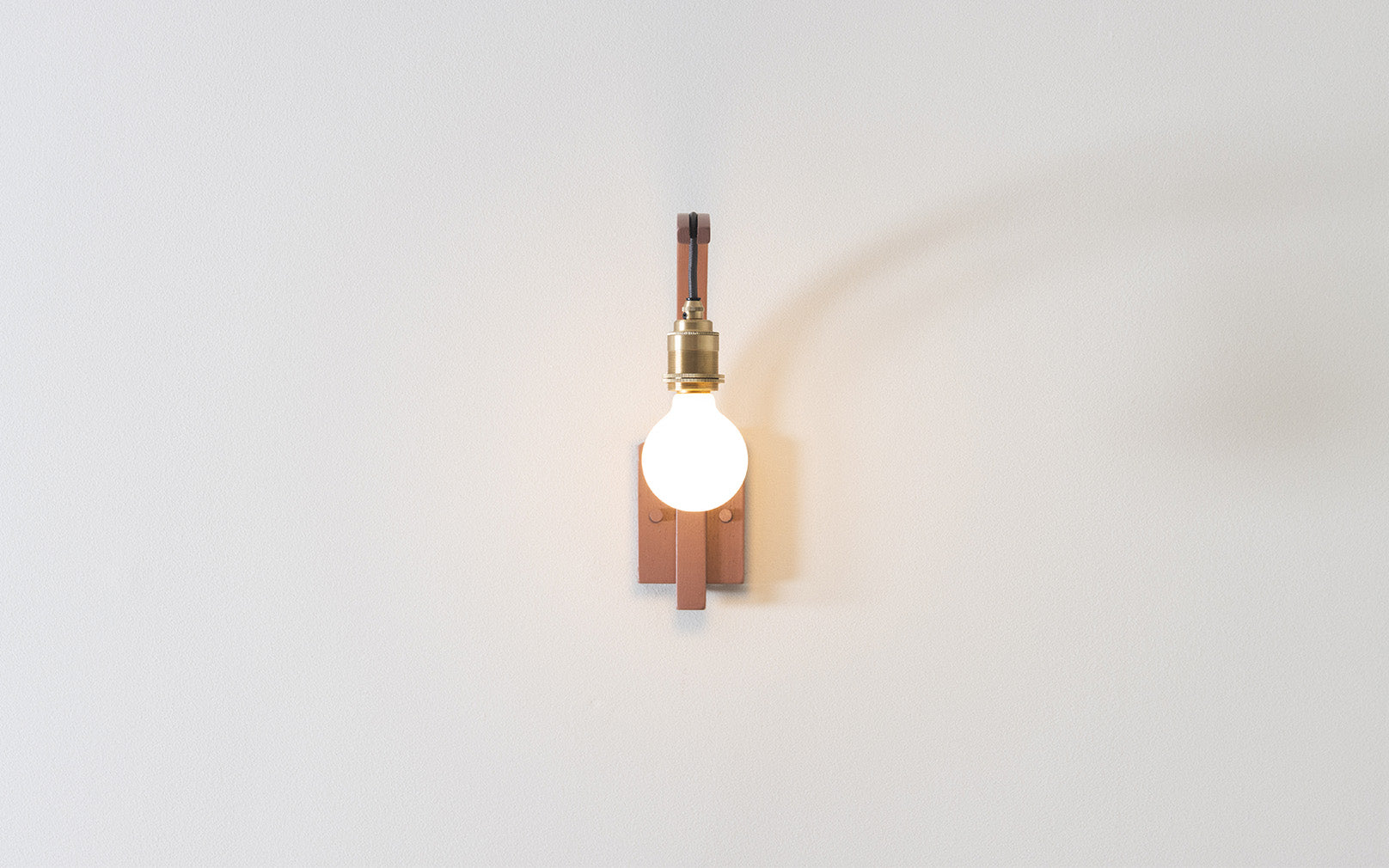 Cove Hanter Wall Light