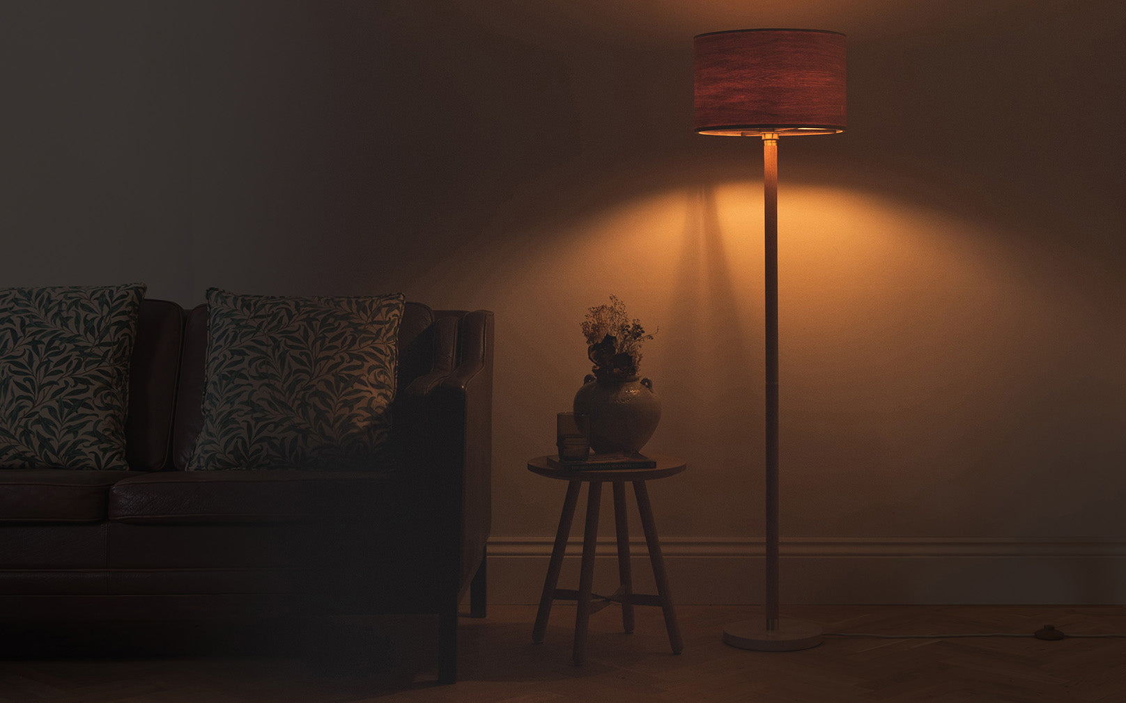 Kanna - Marble Floor Light