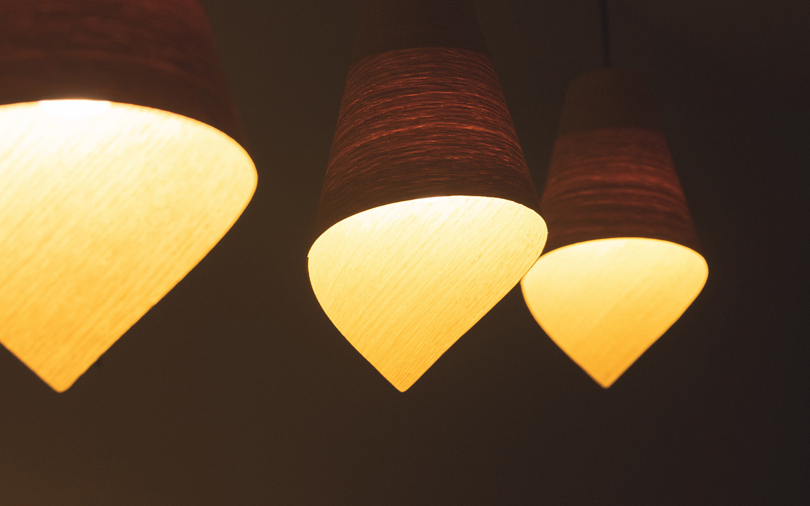 Keel - Linear Trio Light