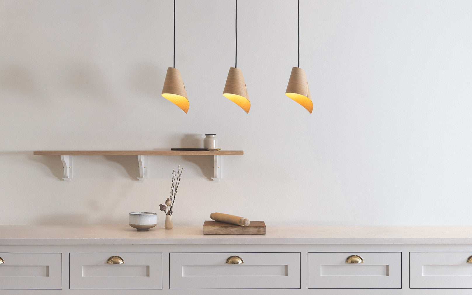 Keel - Linear Trio Light