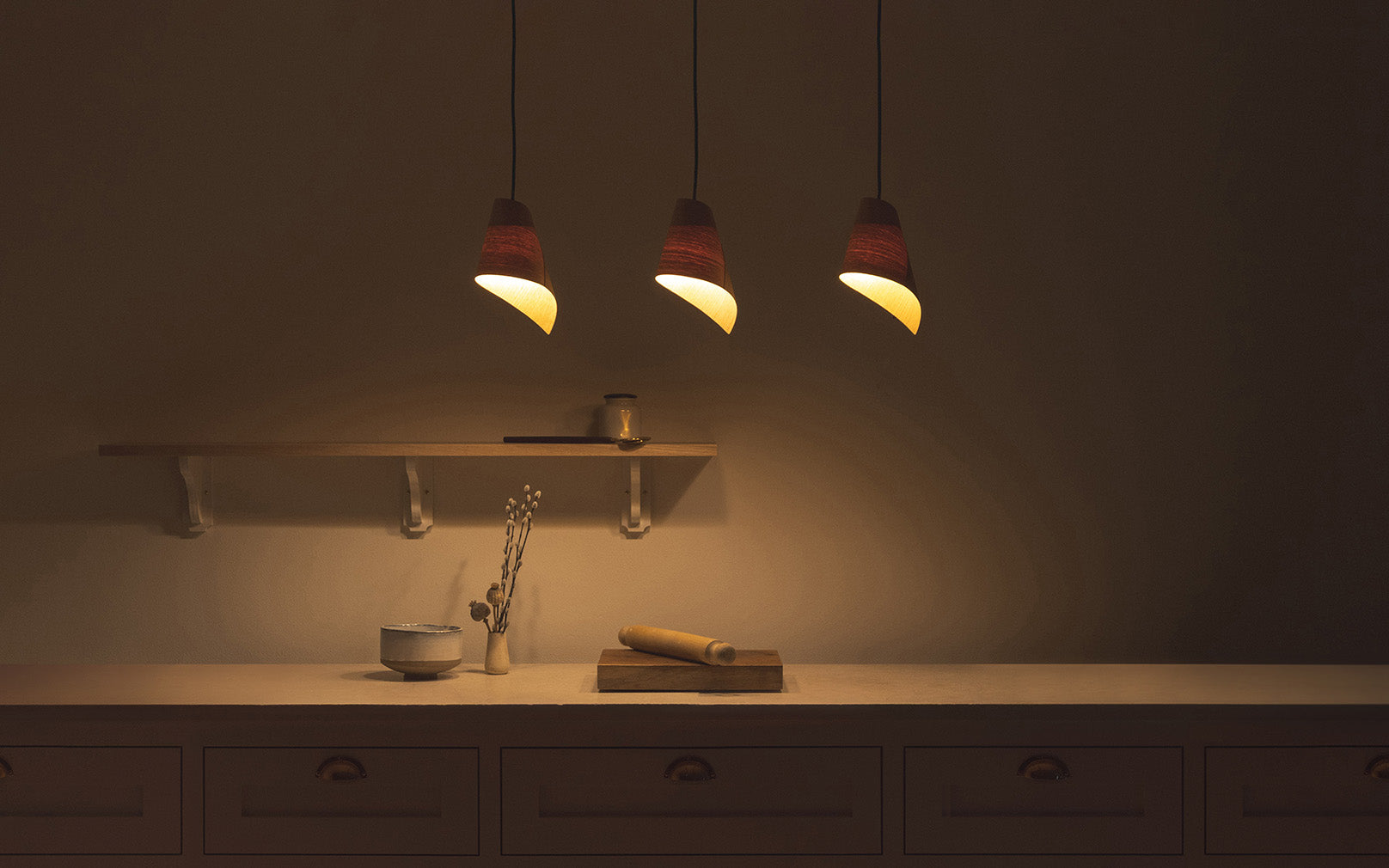 Keel - Linear Trio Light