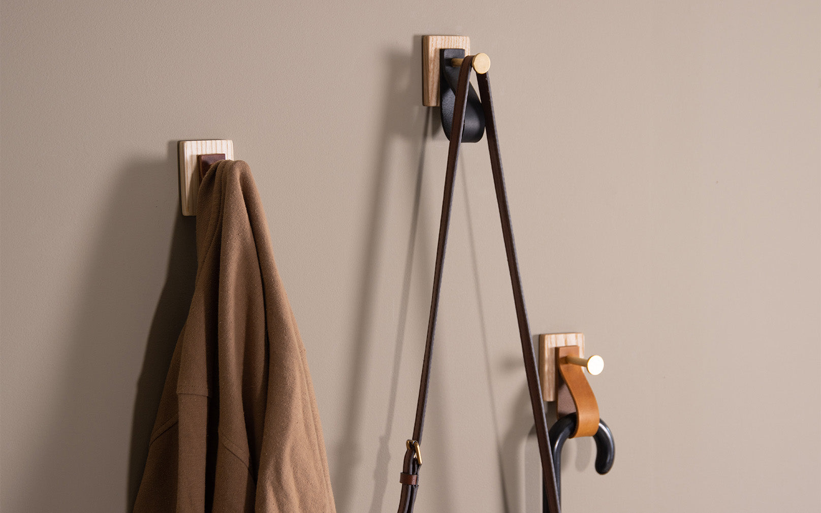 SECONDS - Laris Wall Hook