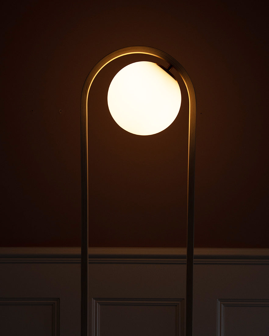 Loer Floor Light | Tom Raffield