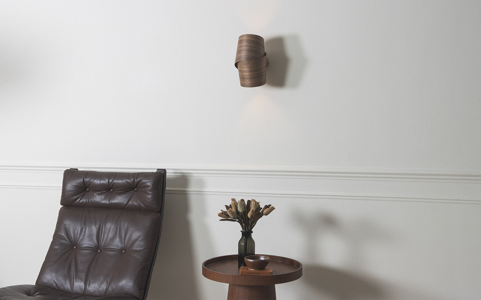 Neap Wireless Wall Light