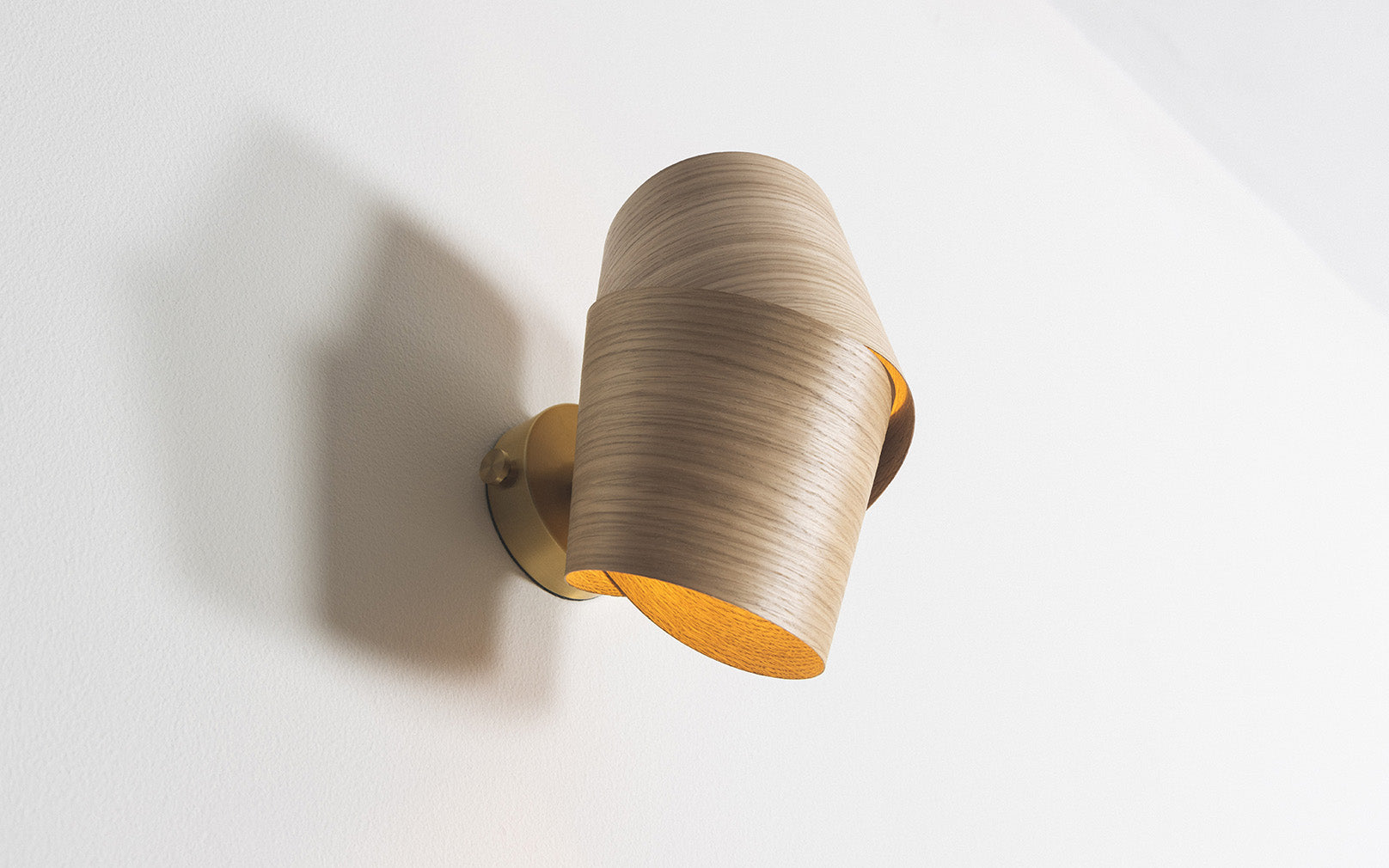 Neap Wireless Wall Light