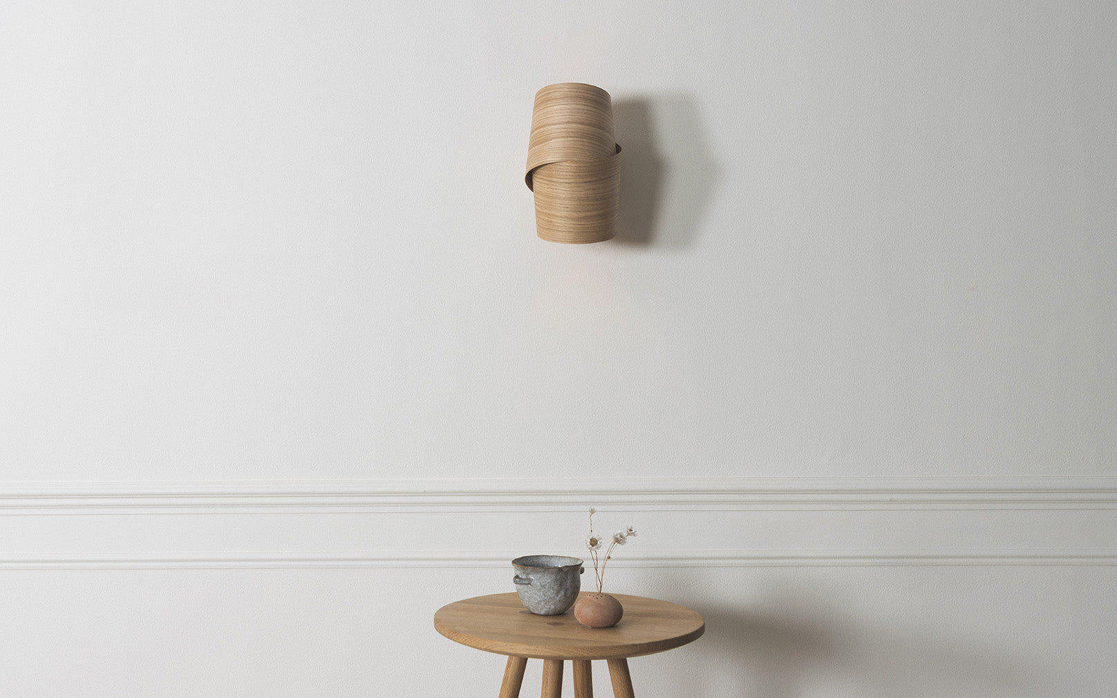 Neap Wireless Wall Light | Cordless Sconce | Tom Raffield