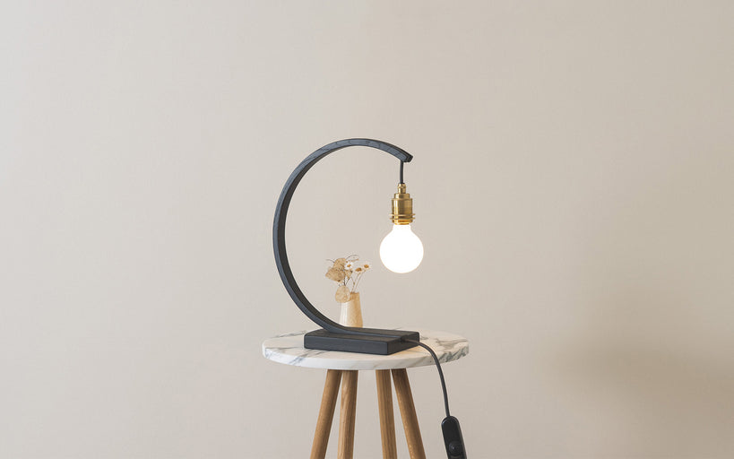 Noctis Hanter Table Light