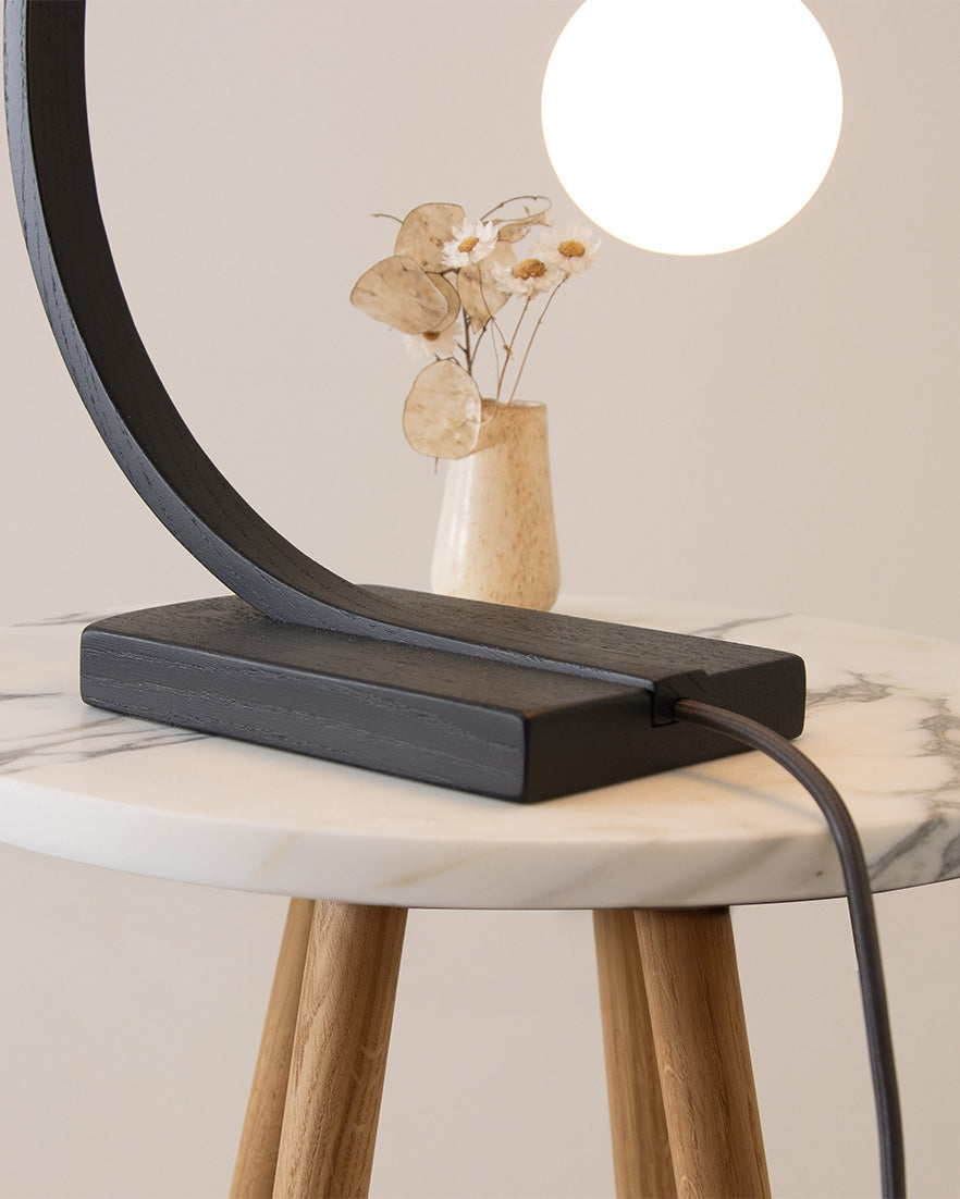 Noctis Hanter Table Light