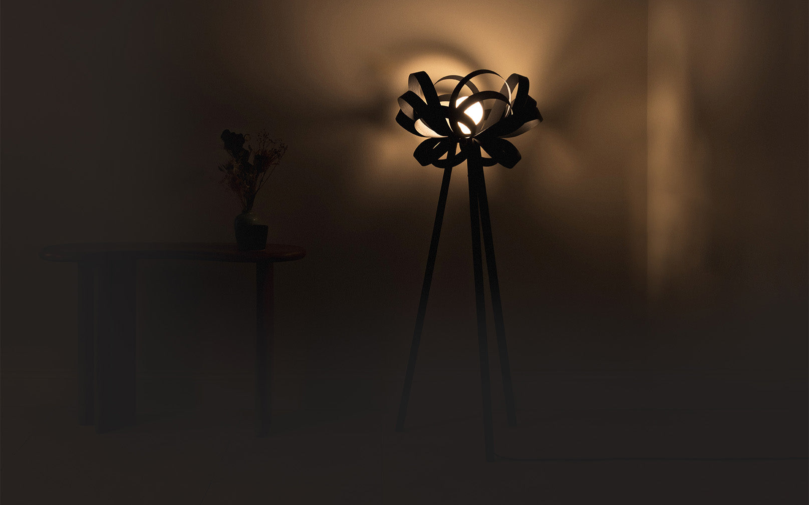 Noctis Skipper Floor Light