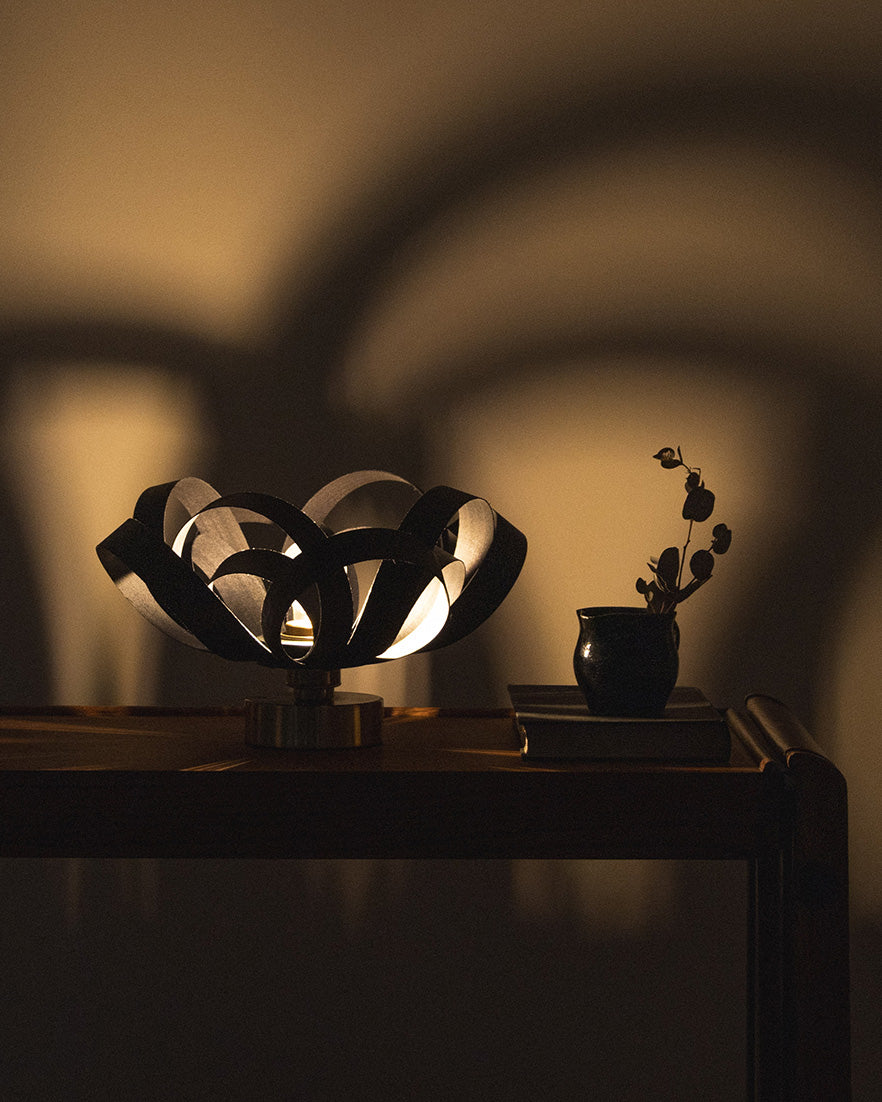 Noctis Skipper Portable Table Light