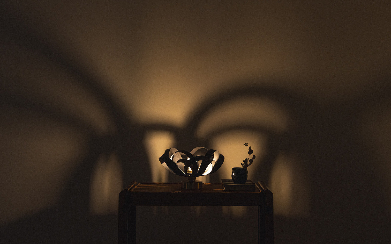 Noctis Skipper Portable Table Light