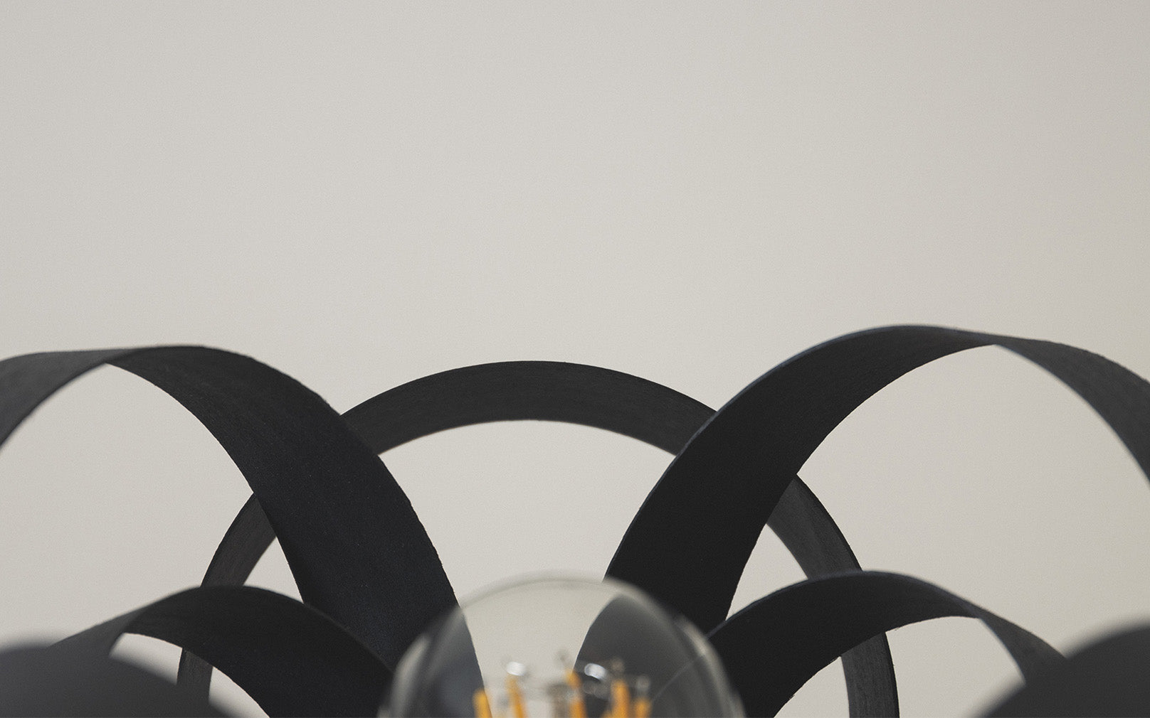 Noctis Skipper Portable Table Light