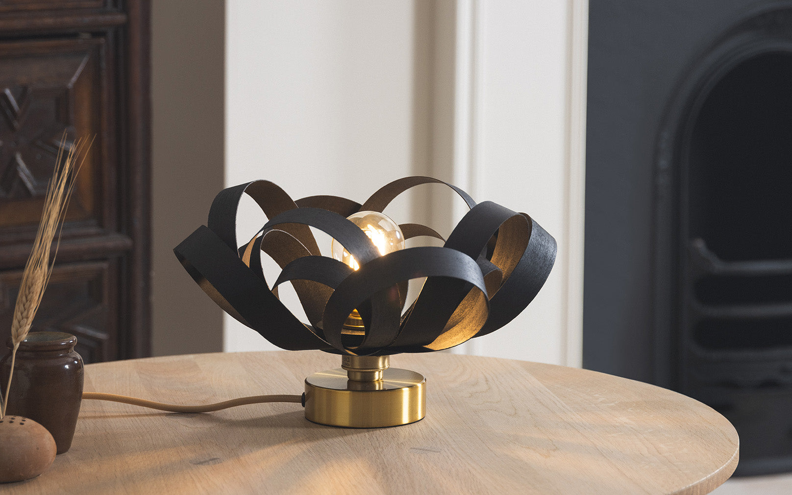 Noctis Skipper Table Light