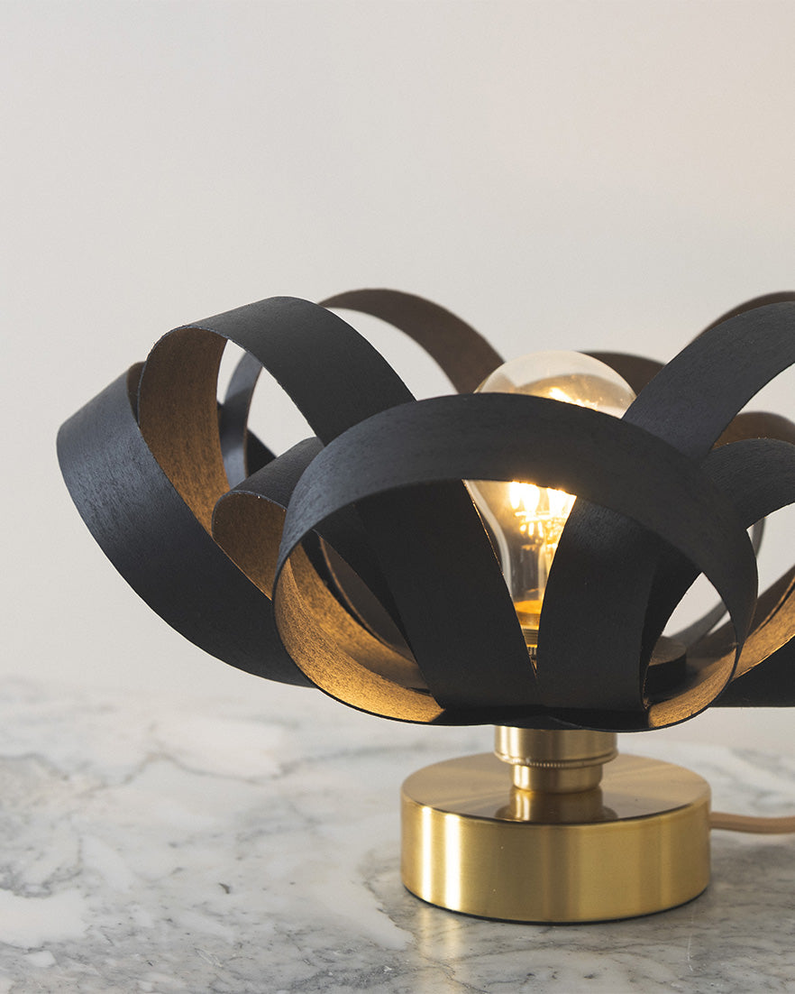Noctis Skipper Table Light