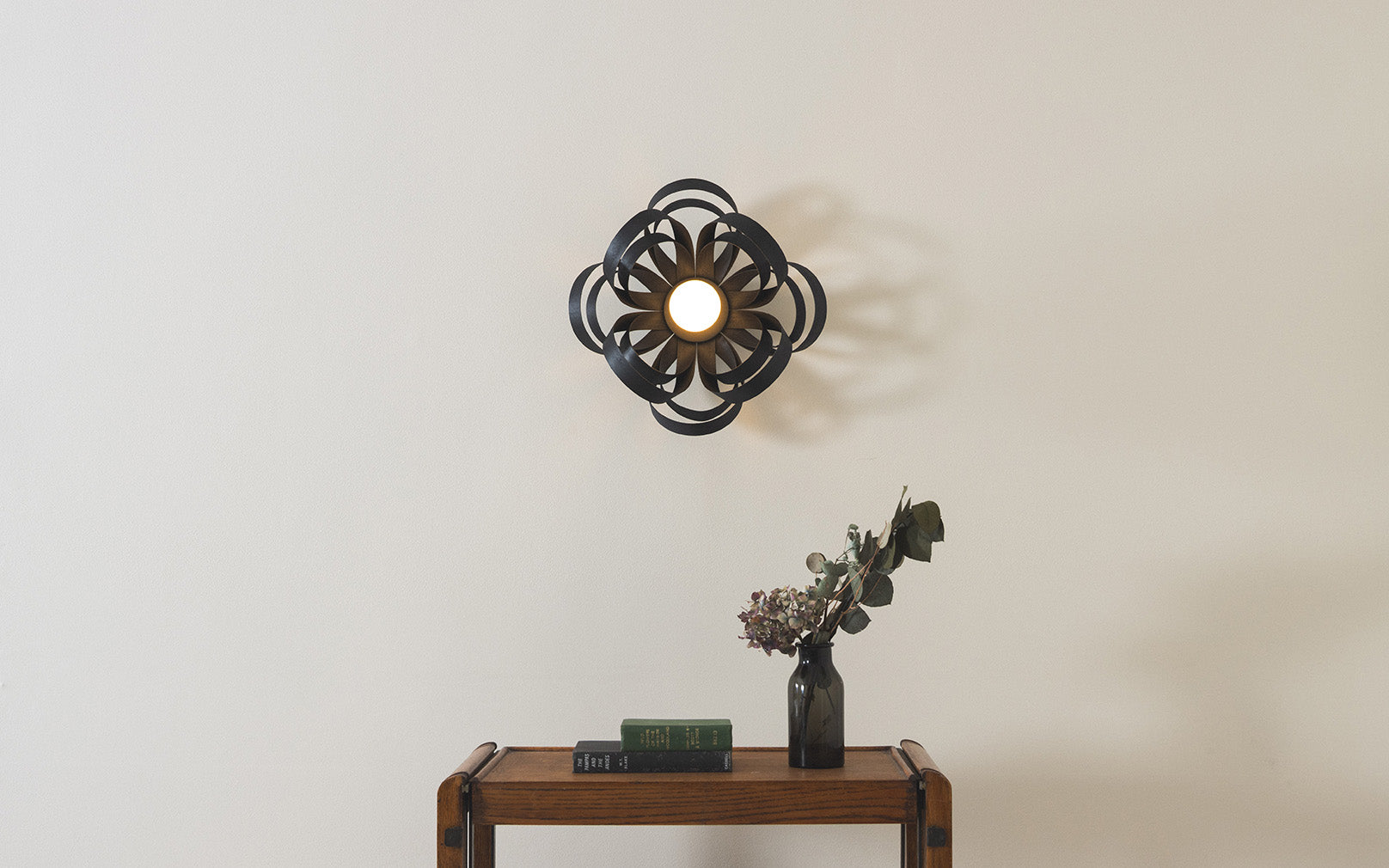 Noctis Skipper Small Wall Light