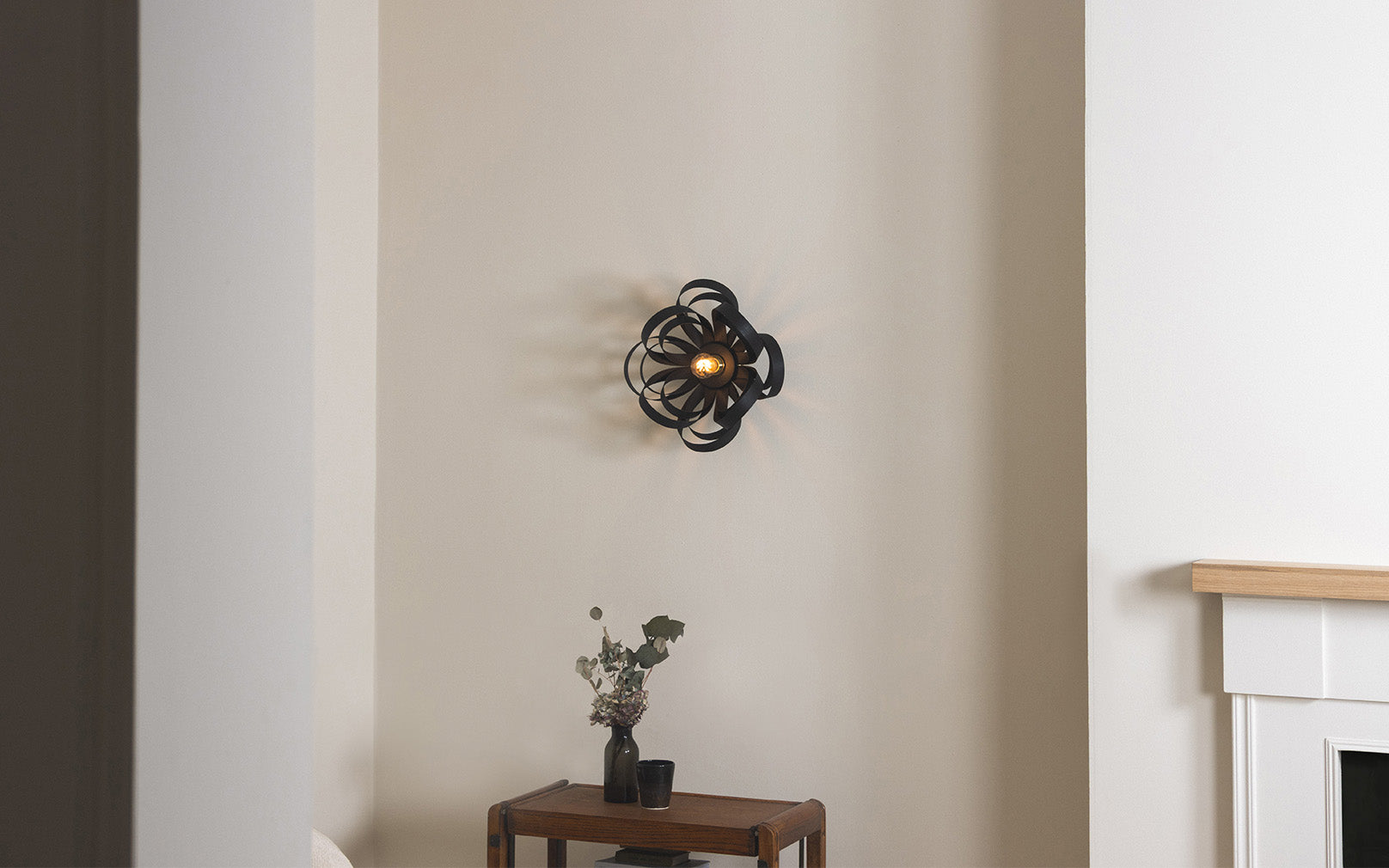 Noctis Skipper Small Wall Light