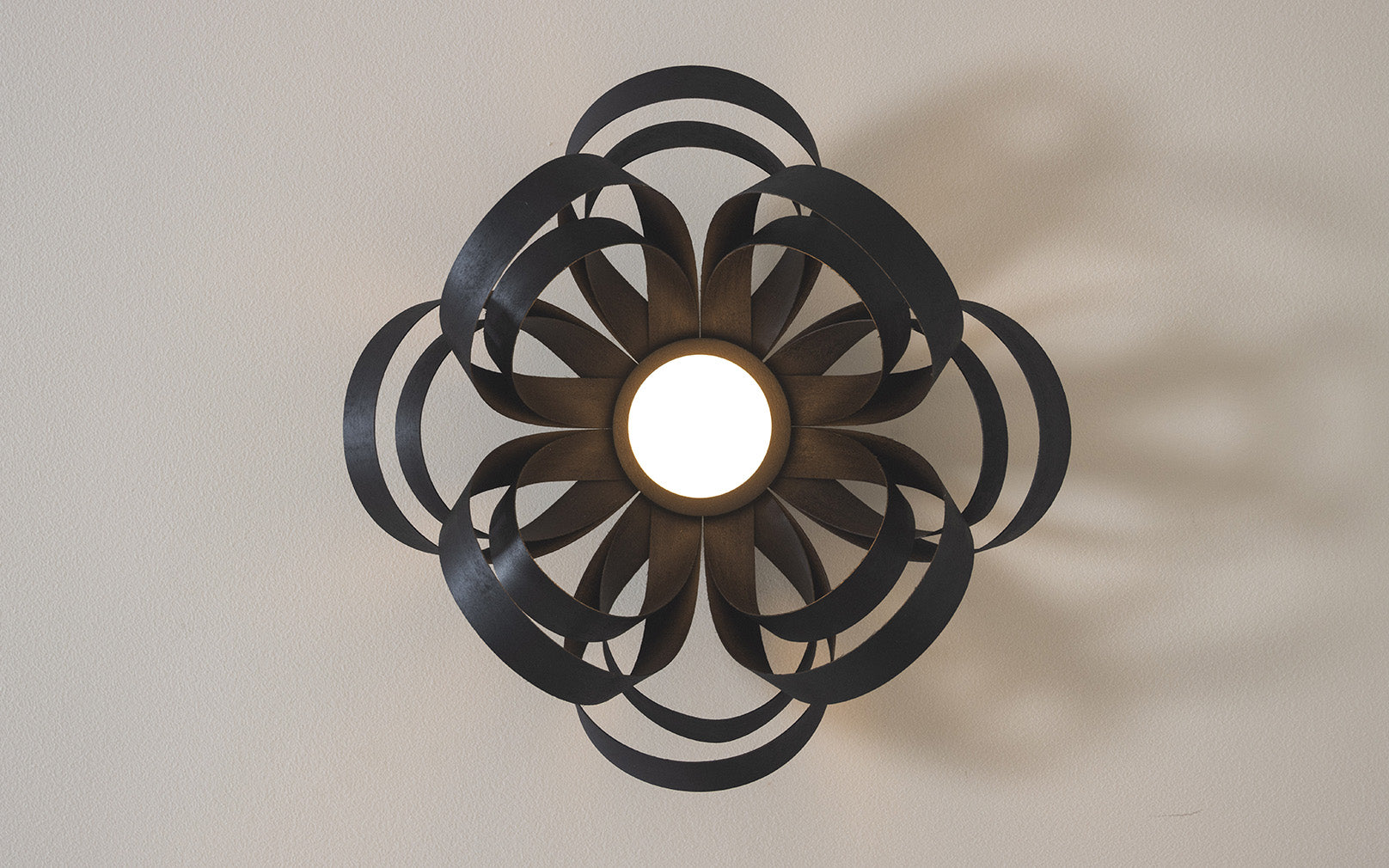 Noctis Skipper Small Wall Light