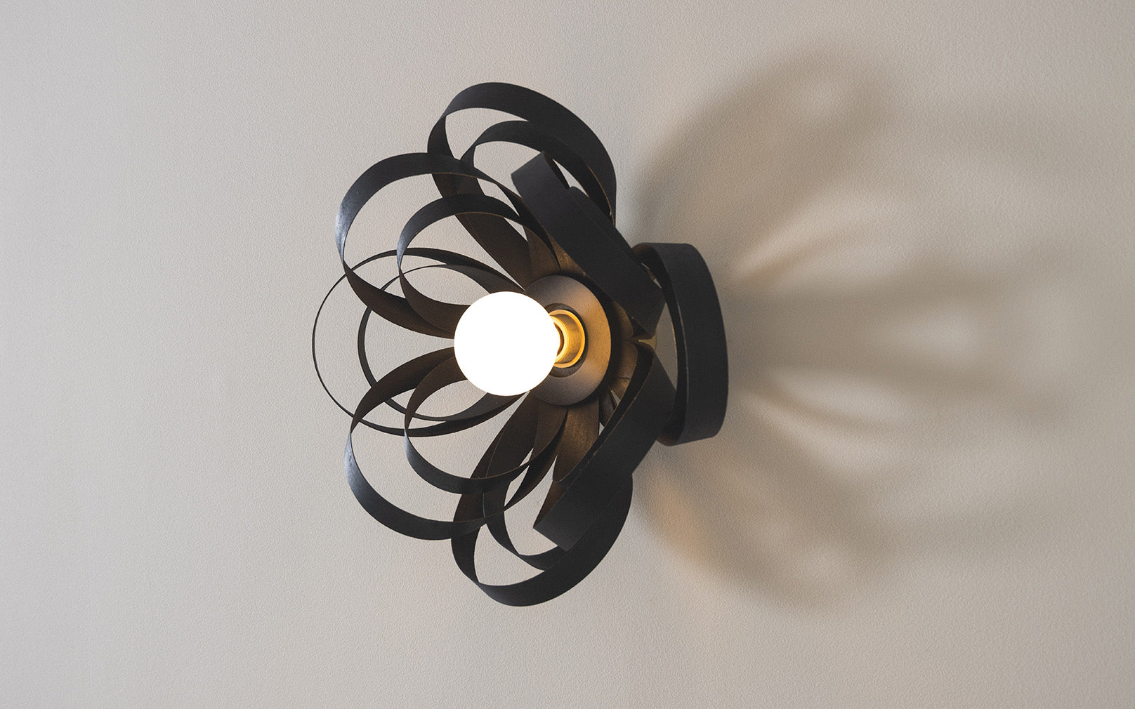 Noctis Skipper Small Wall Light