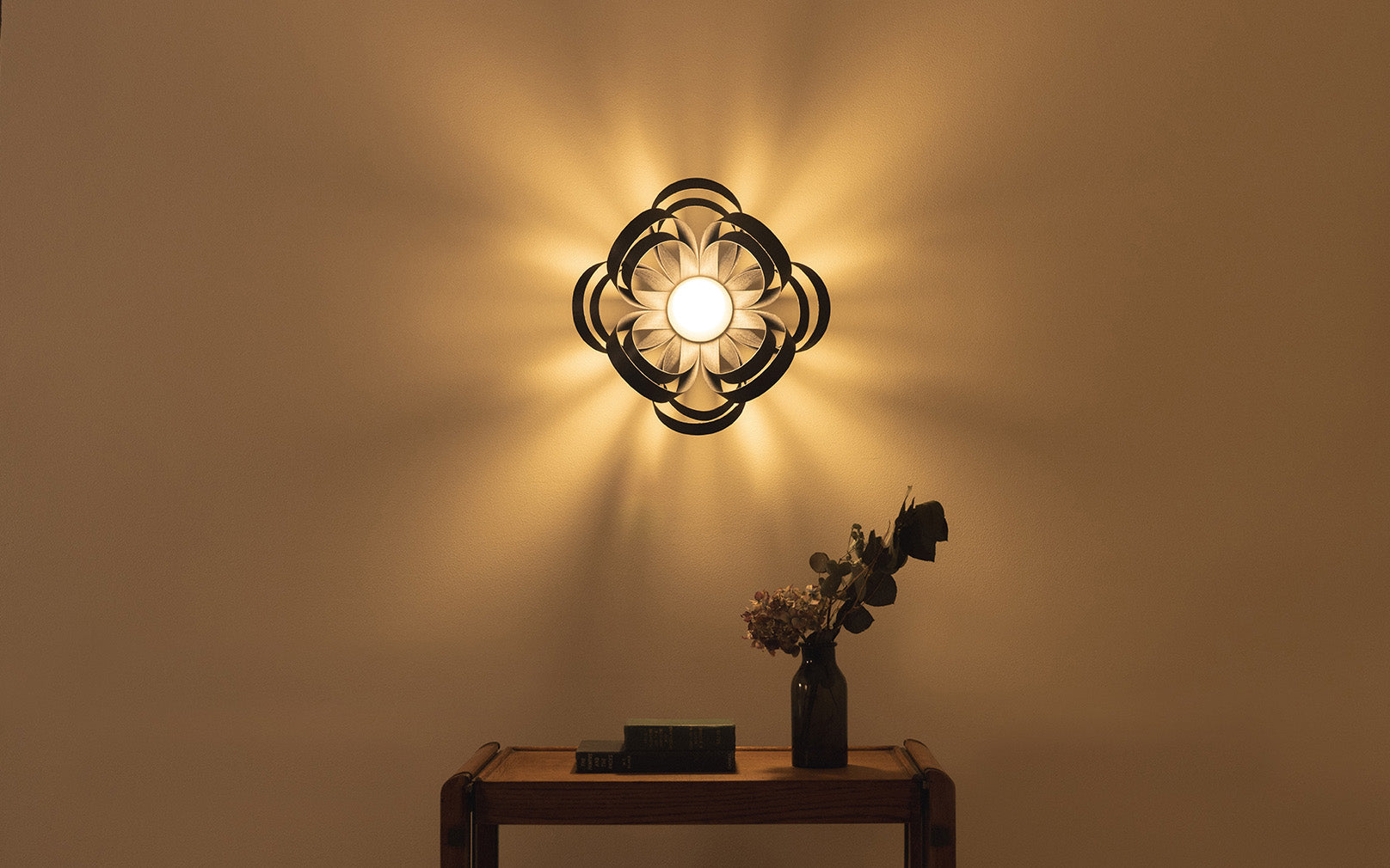 Noctis Skipper Small Wall Light