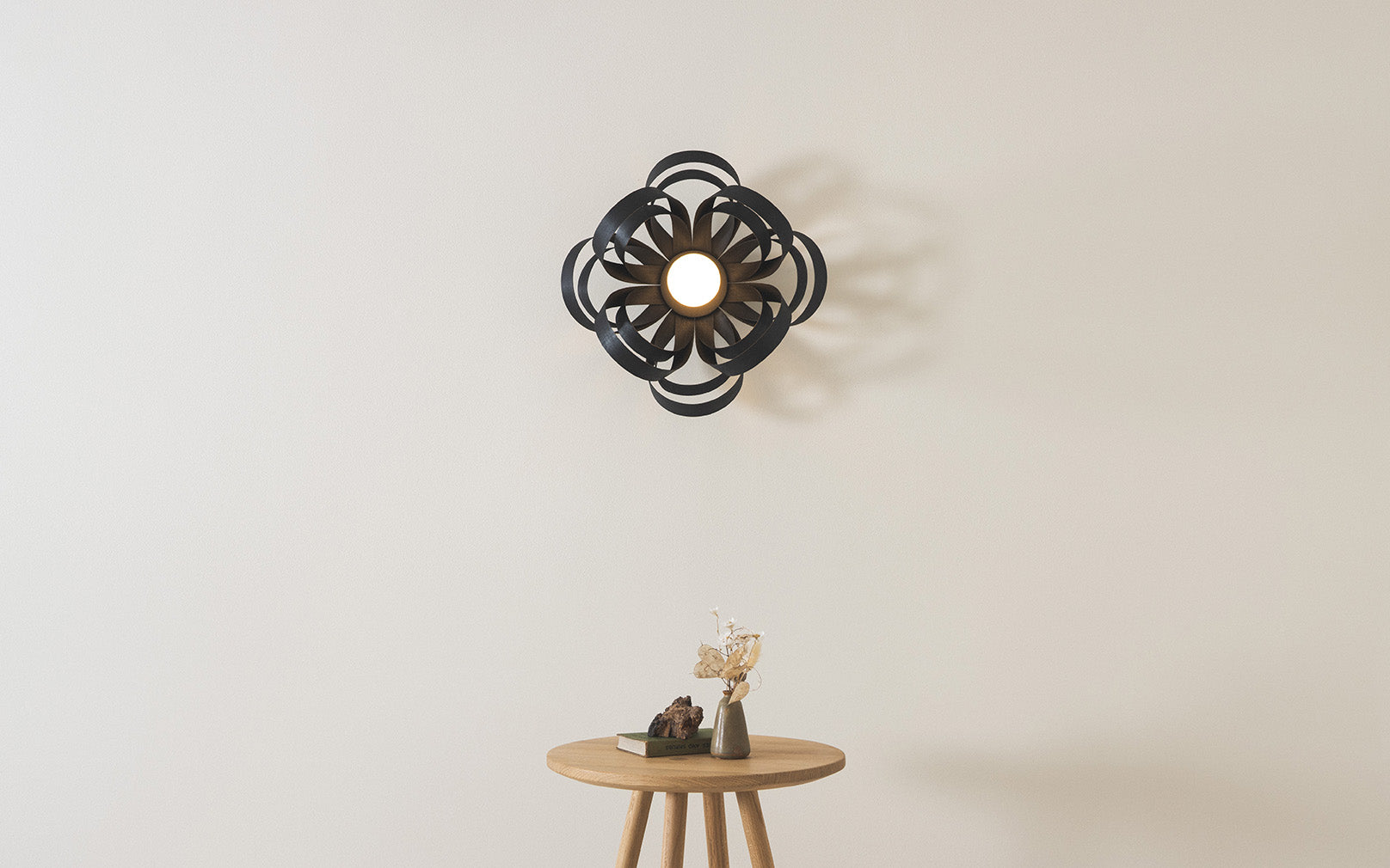 Noctis Skipper Small Wall Light