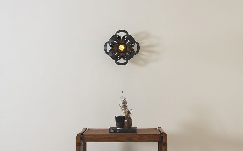Noctis Skipper Wireless Wall Light