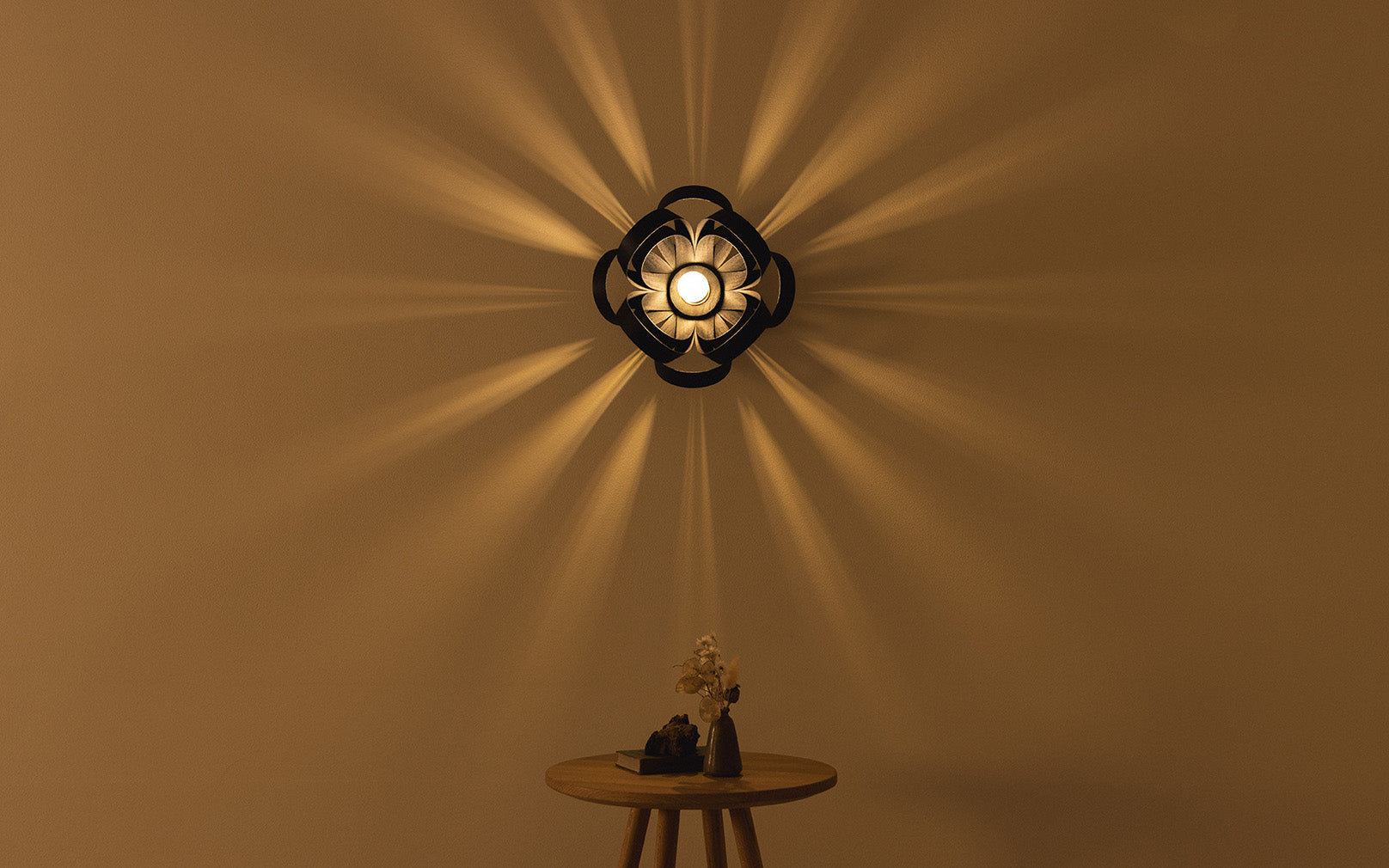 Noctis Skipper Wireless Wall Light