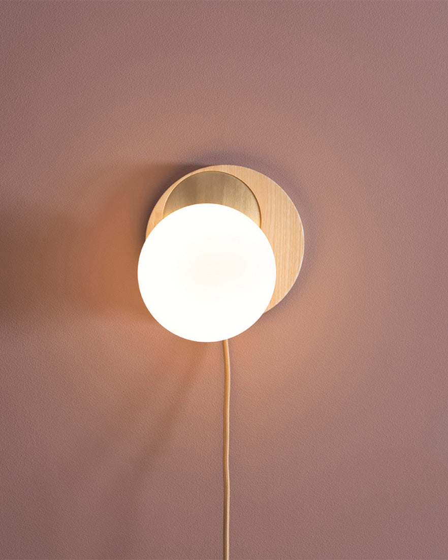 Raya Wall Light | Tom Raffield