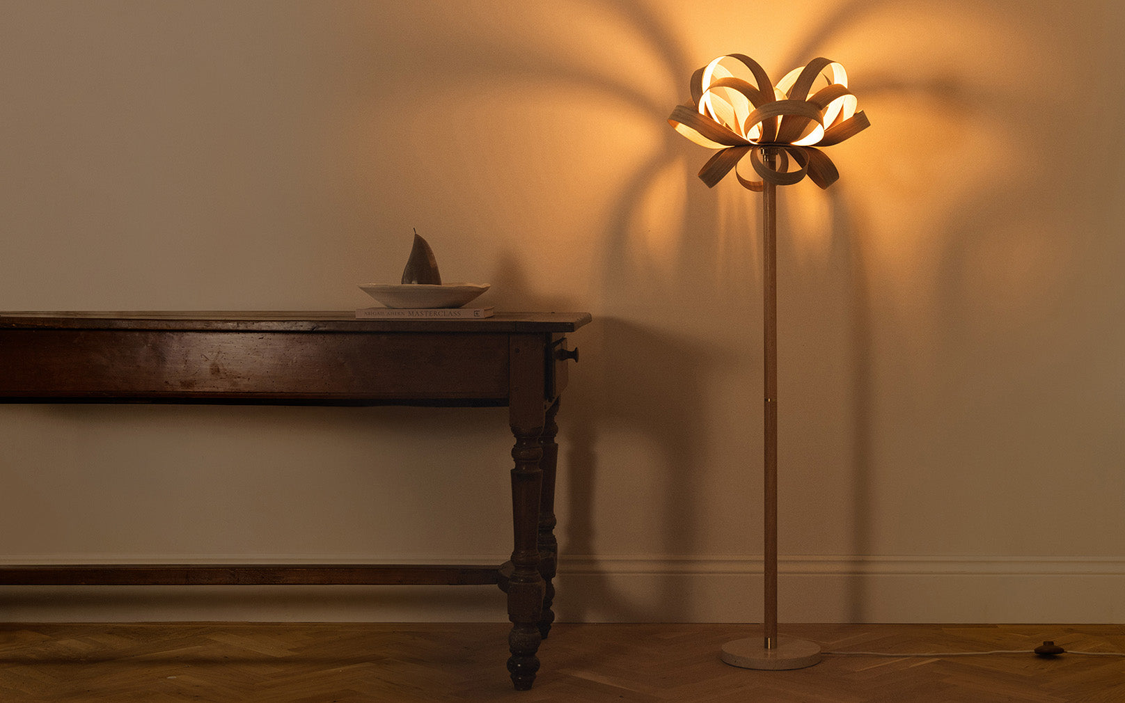 Skipper - Marble Floor Light