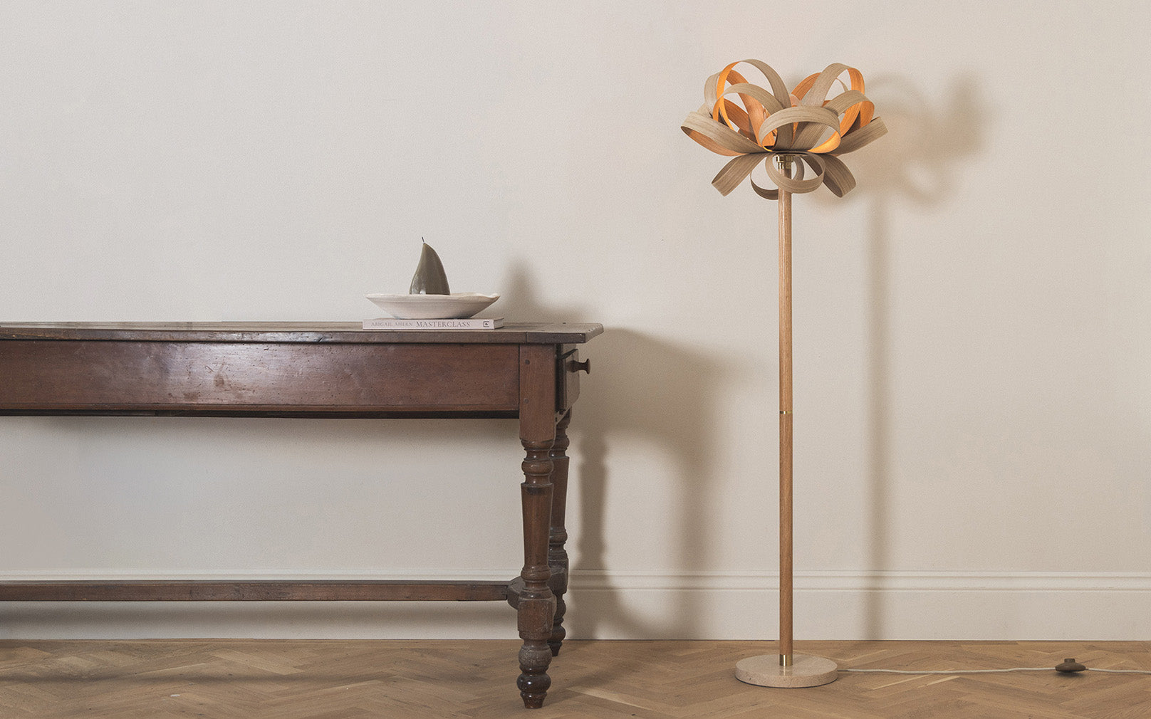 Skipper - Marble Floor Light