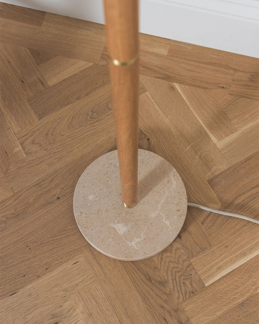 Skipper - Marble Floor Light
