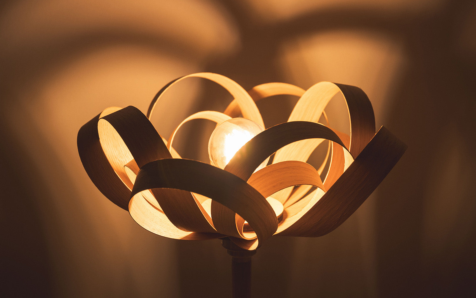 Skipper - Marble Table Light