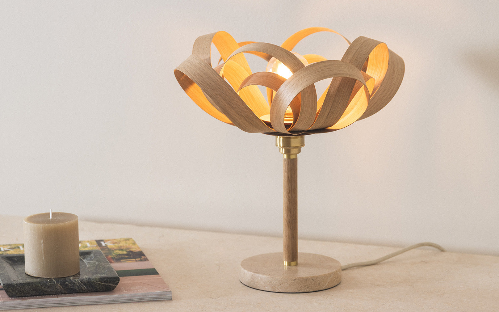 Skipper - Marble Table Light
