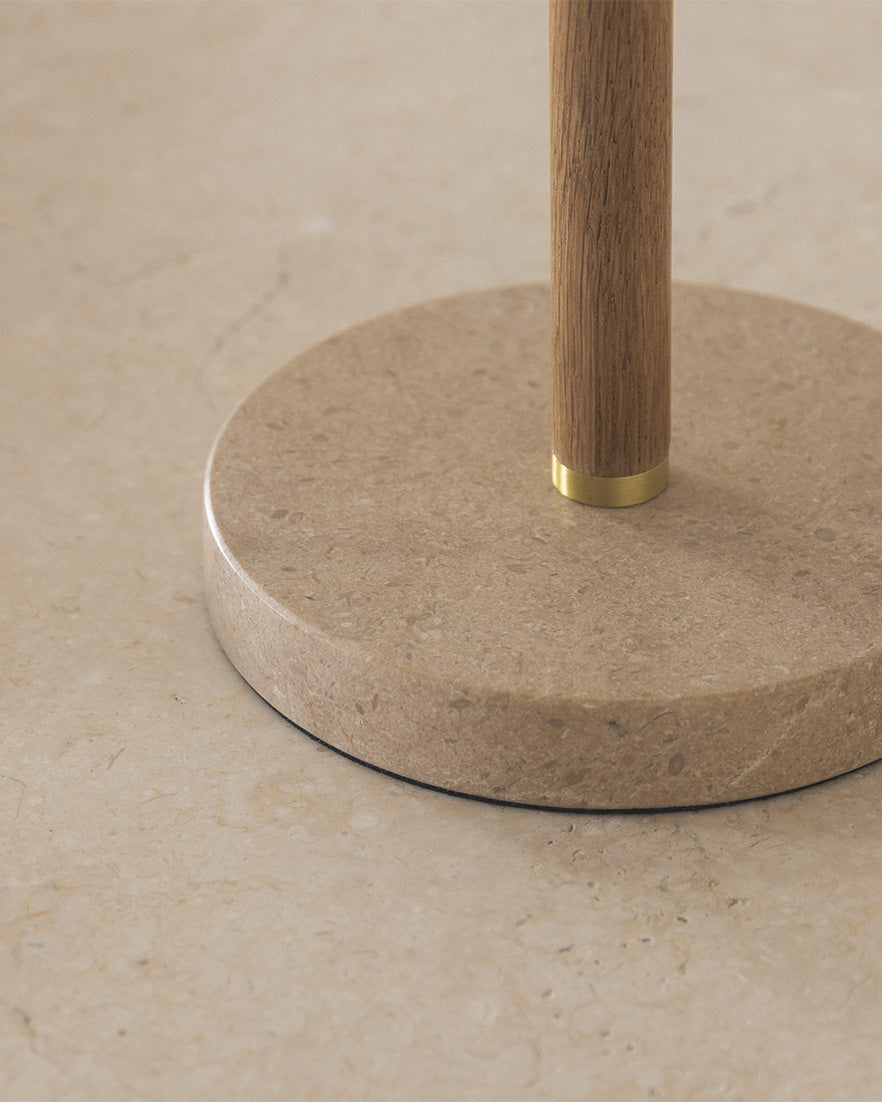 Skipper - Marble Table Light