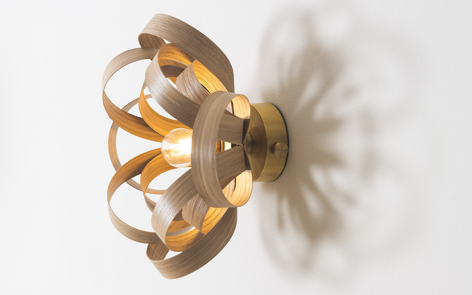 Skipper Wireless Wall Light