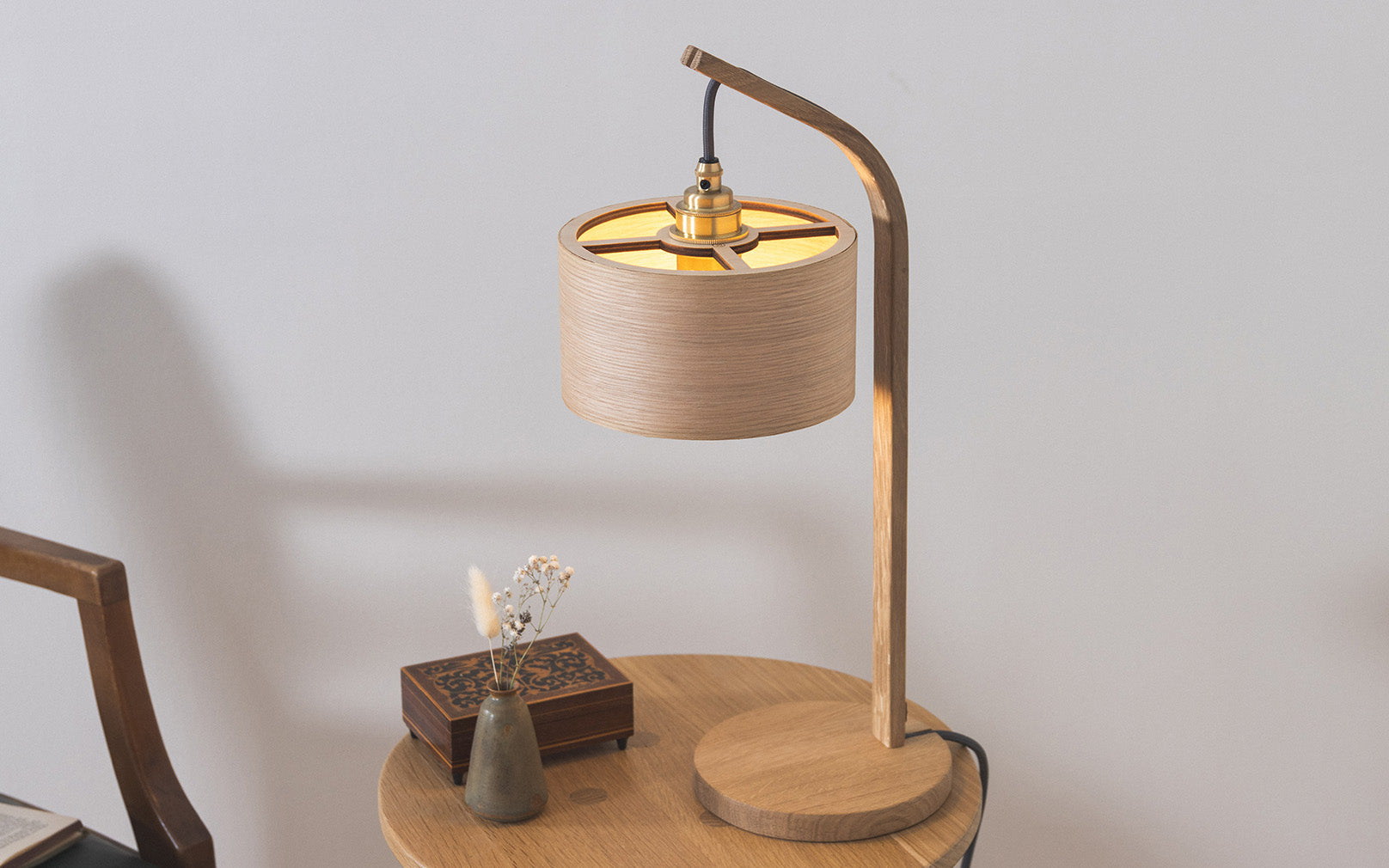 Stem Table Light