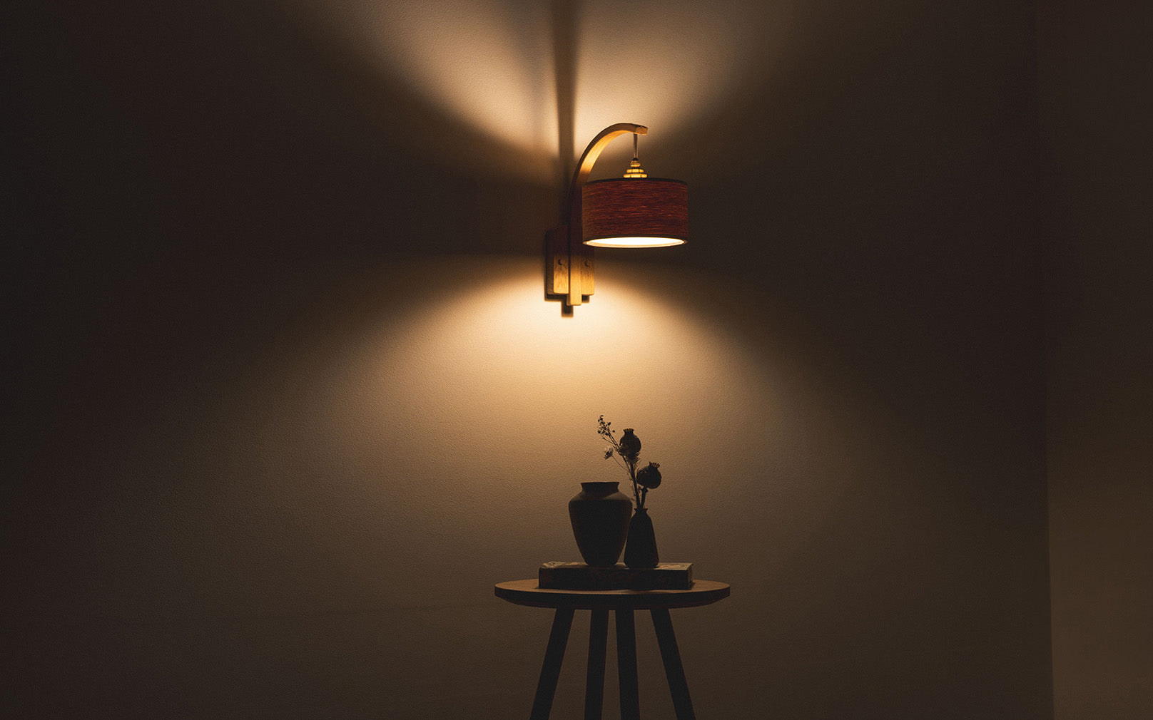 Stem Wall Light