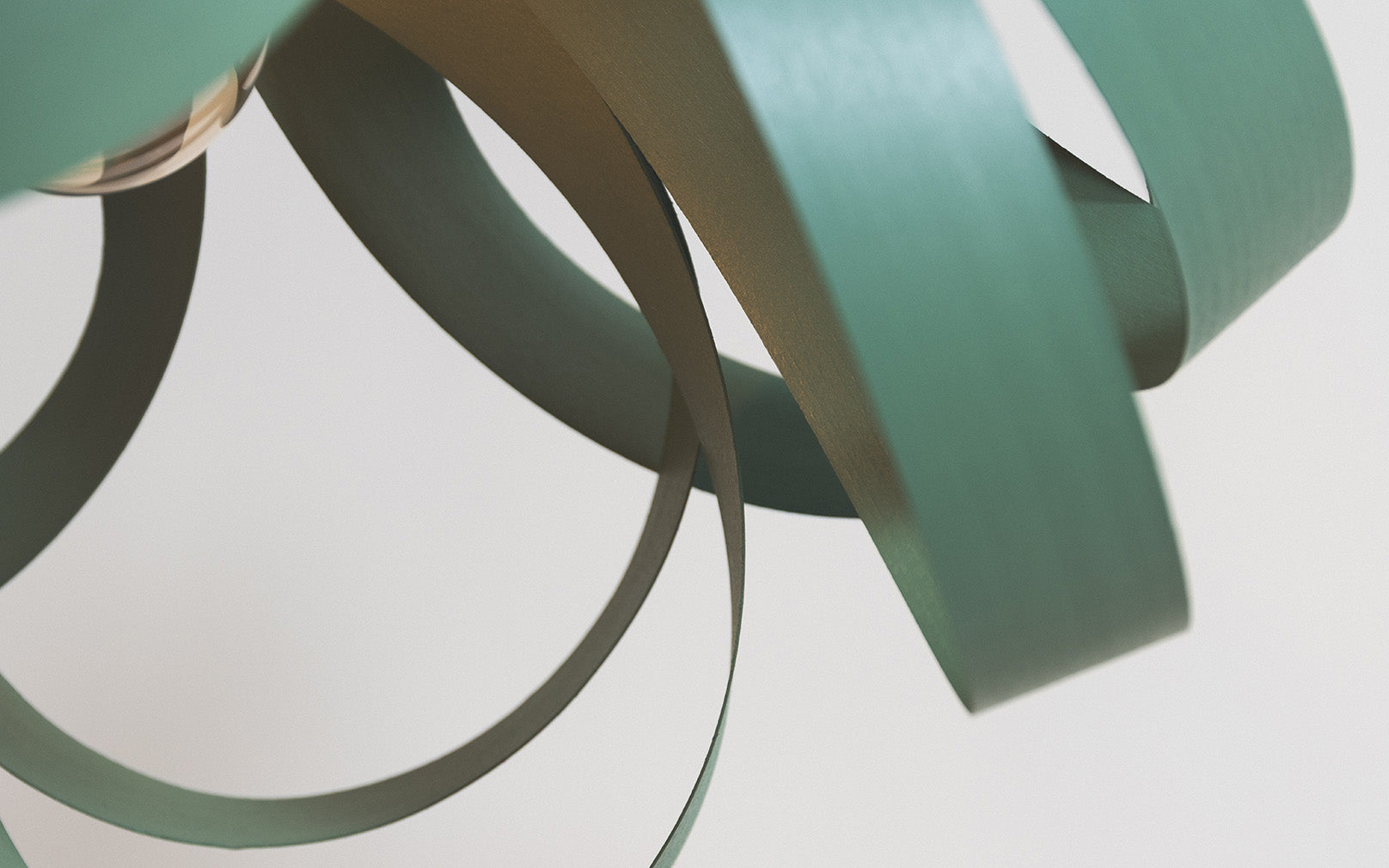 Cove Skipper Pendant Small | Tom Raffield